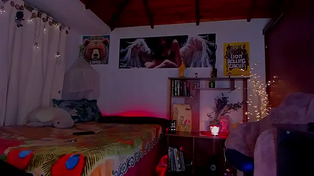 Snapshot of cuteweed420 chatting on 02-18-25, 07:21 cuteweed420 online show from 02-18-25, 07:21