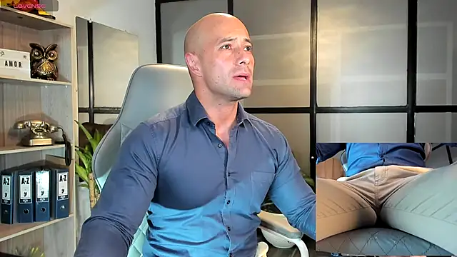 Snapshot of ryan_master_ chatting on 12-17-24, 07:59 ryan master online show from 12-17-24, 07:59