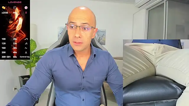 Snapshot of ryan_master_ chatting on 01-05-25, 09:05 ryan master online show from 01-05-25, 09:05