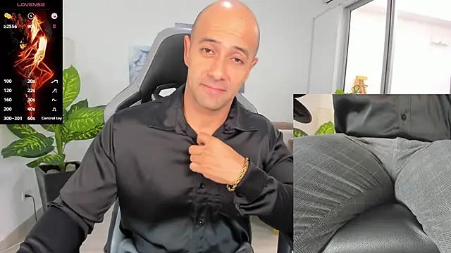 Snapshot of ryan_master_ chatting on 01-07-25, 12:09 ryan master online show from 01-07-25, 12:09