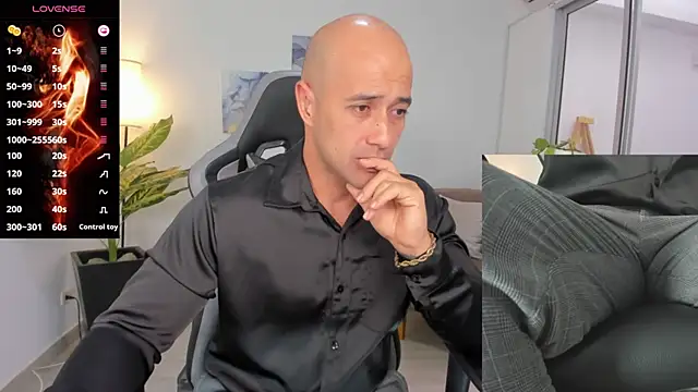 Snapshot of ryan_master_ chatting on 01-09-25, 12:19 ryan master online show from 01-09-25, 12:19