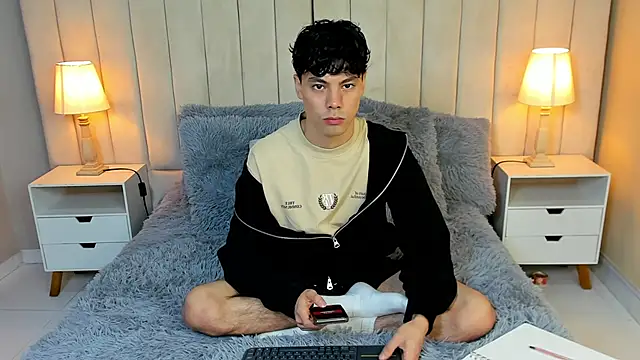 Snapshot of Dammon_Stallion chatting on 02-10-25, 11:15 Dammon Stallion online show from 02-10-25, 11:15