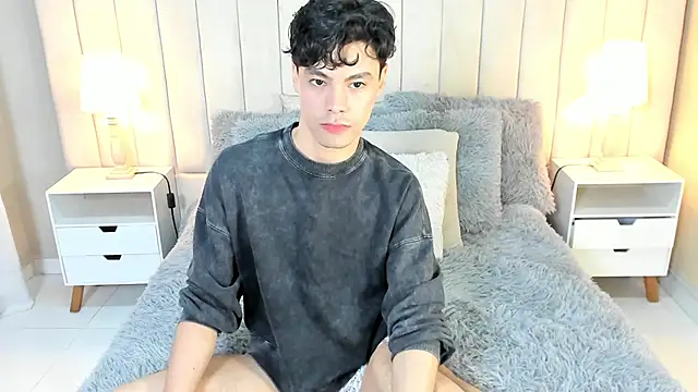 Snapshot of Dammon_Stallion chatting on 02-13-25, 12:21 Dammon Stallion online show from 02-13-25, 12:21