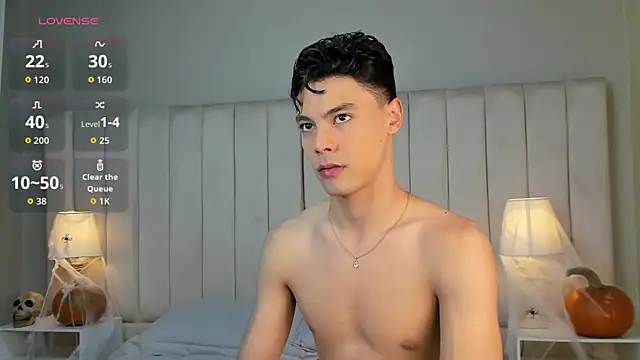 Snapshot of Dammon_Stallion chatting on 10-23-25, 02:38 Dammon Stallion online show from 10-23-25, 02:38