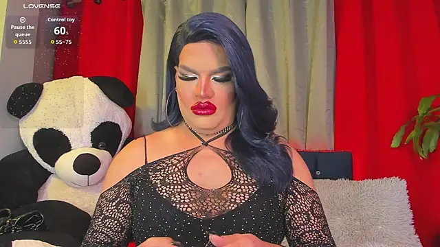 Snapshot of Missisabella_ chatting on 10-17-25, 01:20 Missisabella online show from 10-17-25, 01:20