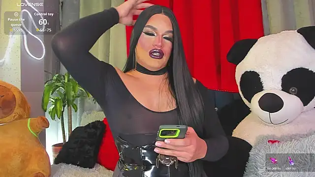 Snapshot of Missisabella_ chatting on 11-14-25, 01:15 Missisabella online show from 11-14-25, 01:15