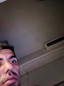 tunegrito007 online show from 12-23-25, 06:55