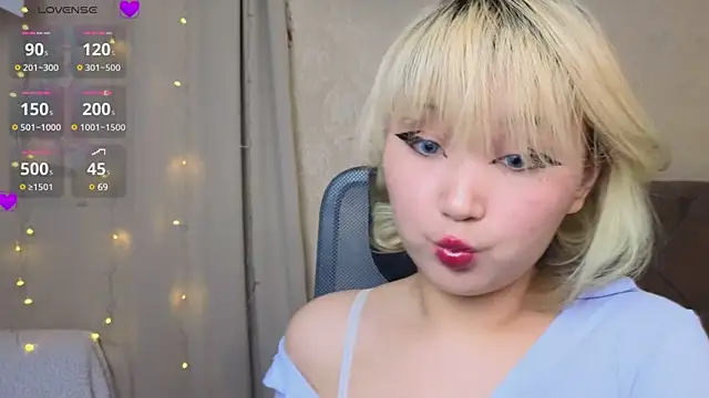 Milla Aheo online show from 02-16-25, 04:42