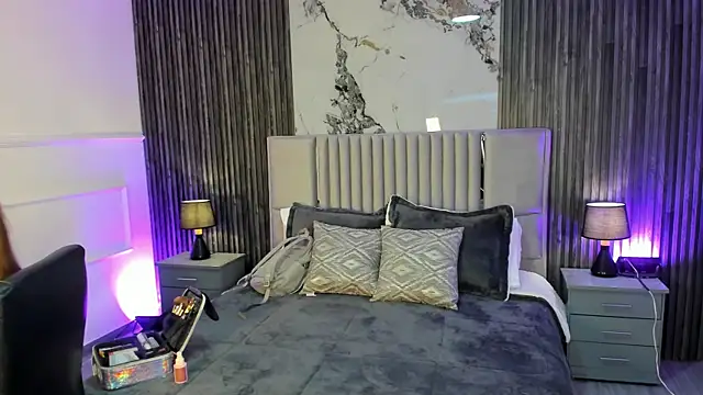 Snapshot of Lillyortiz chatting on 05-30-26, 12:46 Lillyortiz online show from 05-30-26, 12:46