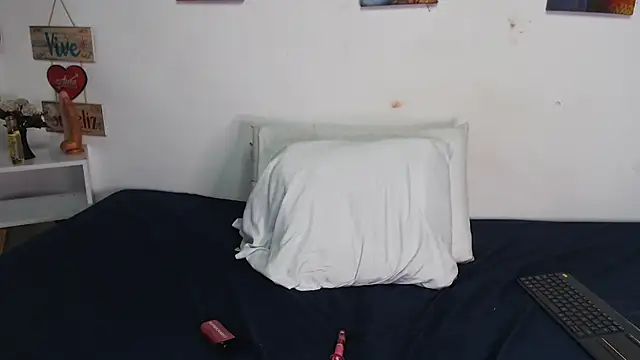 Snapshot of Ebony_Baby1 chatting on 03-05-25, 10:54 Ebony Baby1 online show from 03-05-25, 10:54