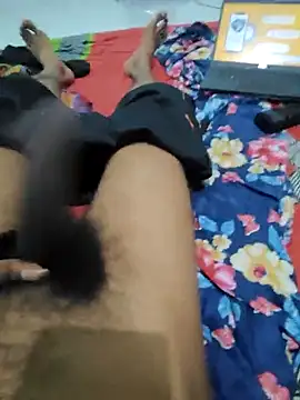 Snapshot of bananadick____ chatting on 10-21-25, 08:15 bananadick online show from 10-21-25, 08:15