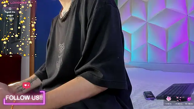 Snapshot of sett_and_gwen chatting on 09-27-25, 03:55 sett and gwen online show from 09-27-25, 03:55