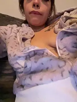 Sexyteengabi online show from 04-28-26, 03:33