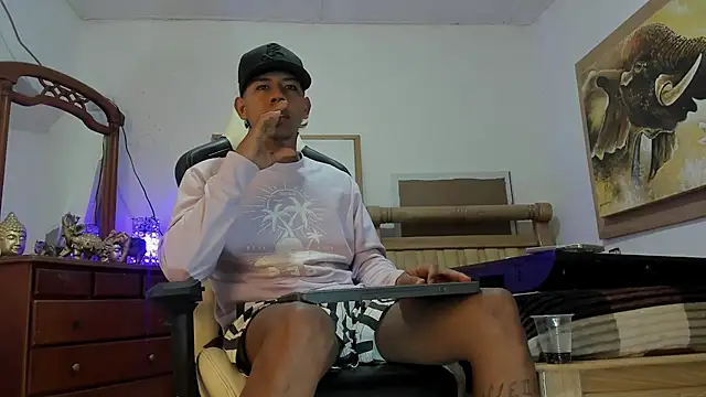 mr stiven  online show from 03-10-26, 03:00