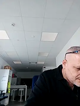 Husoban online show from 10-28-25, 09:57