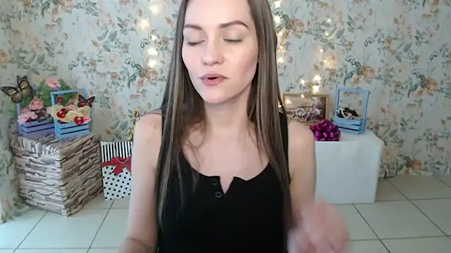 Snapshot of Lina_Star_S chatting on 02-08-25, 09:56 Lina Star S online show from 02-08-25, 09:56