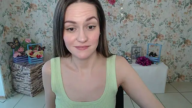 Snapshot of Lina_Star_S chatting on 02-13-25, 10:34 Lina Star S online show from 02-13-25, 10:34