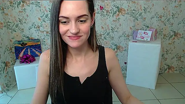 Snapshot of Lina_Star_S chatting on 03-07-25, 10:24 Lina Star S online show from 03-07-25, 10:24