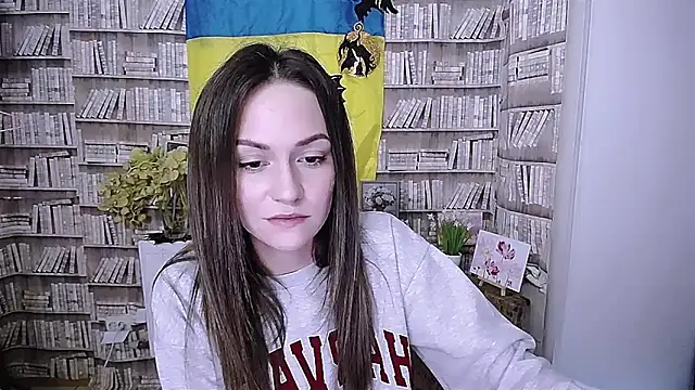 Snapshot of Lina_Star_S chatting on 10-26-25, 08:20 Lina Star S online show from 10-26-25, 08:20