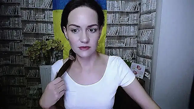 Snapshot of Lina_Star_S chatting on 11-11-25, 09:20 Lina Star S online show from 11-11-25, 09:20