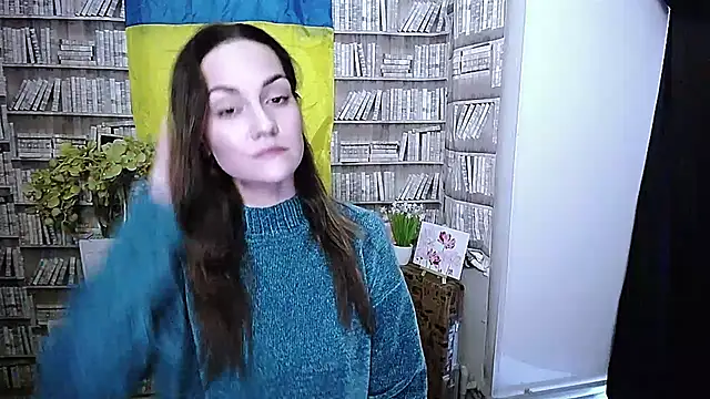 Snapshot of Lina_Star_S chatting on 11-18-25, 09:47 Lina Star S online show from 11-18-25, 09:47