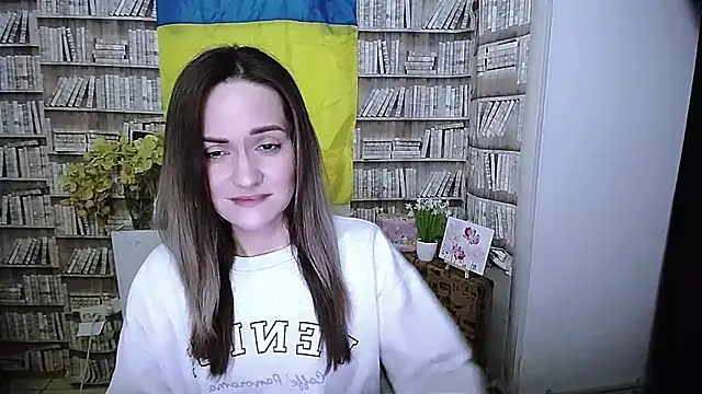 Snapshot of Lina_Star_S chatting on 11-29-25, 02:09 Lina Star S online show from 11-29-25, 02:09