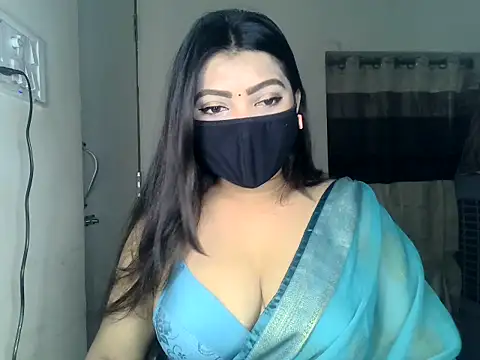 Snapshot of ishi_Beauty chatting on 06-21-26, 04:48 ishi Beauty online show from 06-21-26, 04:48