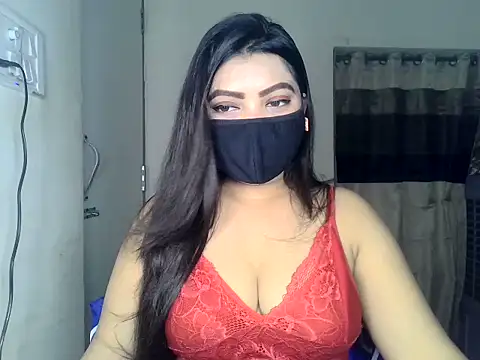 Snapshot of ishi_Beauty chatting on 06-27-26, 04:28 ishi Beauty online show from 06-27-26, 04:28