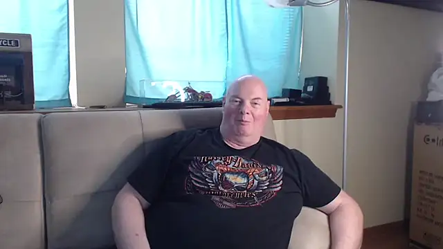 harley99574 online show from 10-16-25, 07:37