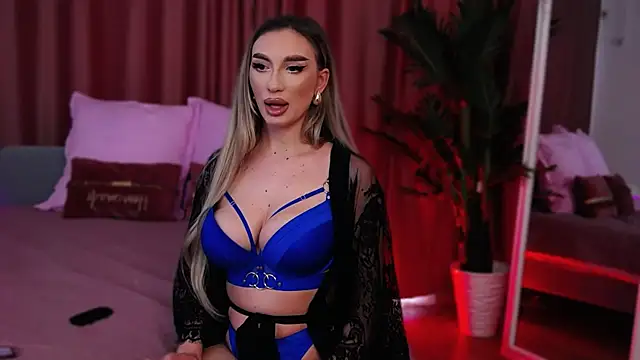 Snapshot of FelyJolie chatting on 02-01-25, 10:15 FelyJolie online show from 02-01-25, 10:15