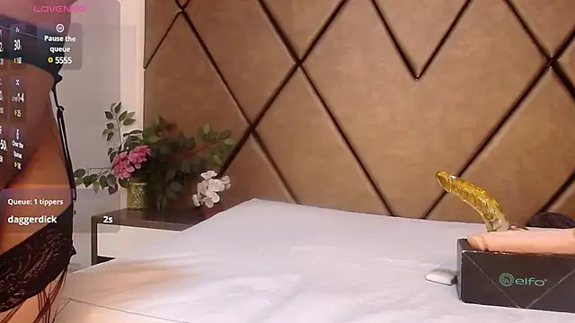 Snapshot of LunitaDiva chatting on 02-06-25, 03:20 LunitaDiva online show from 02-06-25, 03:20