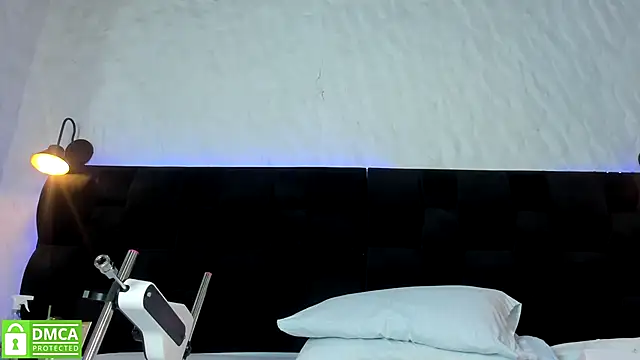 Camila  Gomez online show from 11-06-25, 12:28