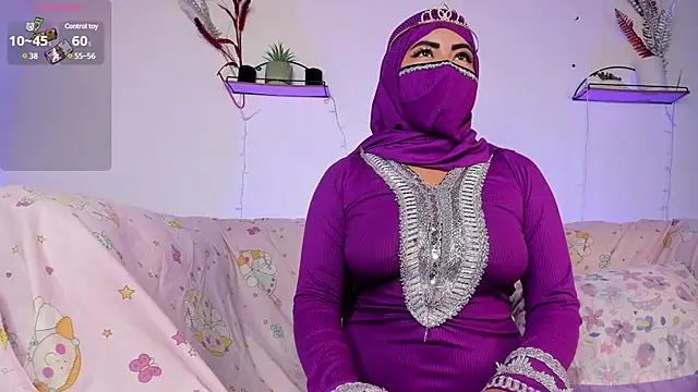 Snapshot of jazmin_anbar chatting on 01-29-25, 04:52 jazmin anbar online show from 01-29-25, 04:52