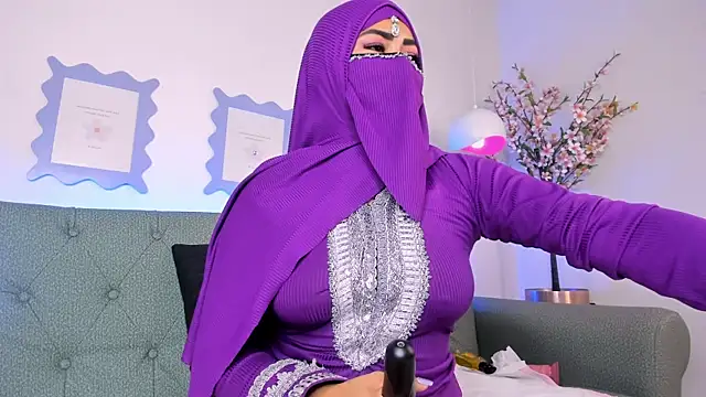 Snapshot of jazmin_anbar chatting on 03-14-25, 08:17 jazmin anbar online show from 03-14-25, 08:17