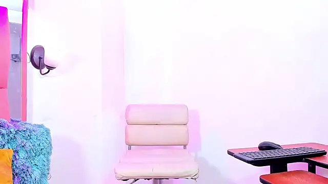 elizabeth rosa21 online show from 01-30-25, 09:36