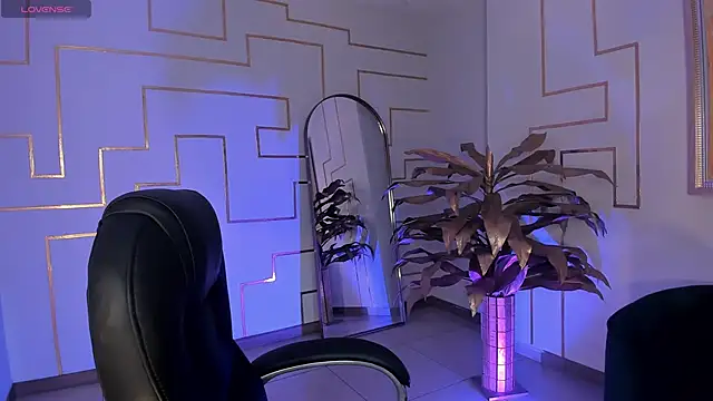 MiaFarrell  online show from 11-19-25, 06:19