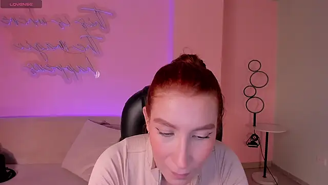 MiaFarrell  online show from 05-28-26, 05:10