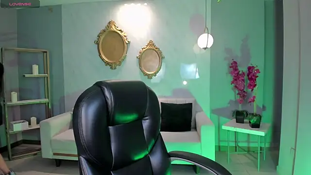 BellaCarteer  online show from 02-26-26, 12:15