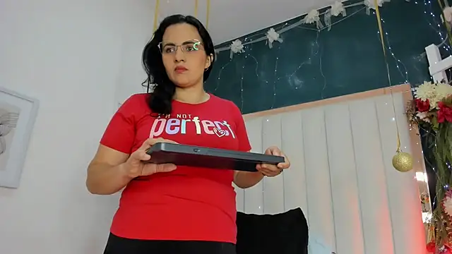 africa holmes online show from 02-07-26, 02:26