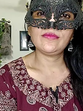Snapshot of sexy_bhabhi69 chatting on 06-10-26, 09:25 sexy bhabhi69 online show from 06-10-26, 09:25