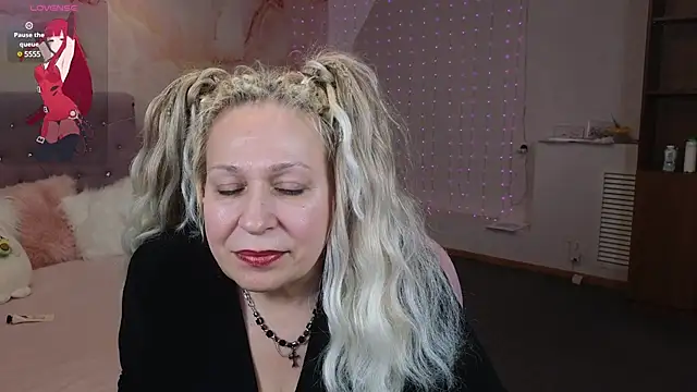 Penelope Pinky online show from 02-04-25, 08:38