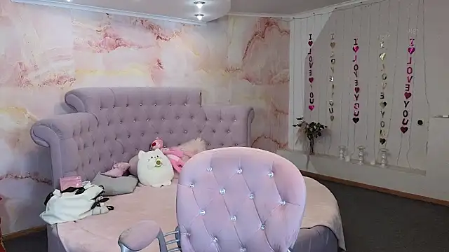 Penelope Pinky online show from 09-10-25, 02:44