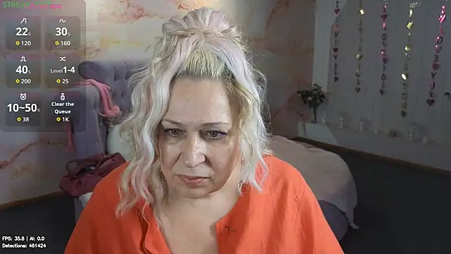 Snapshot of Penelope_Pinky chatting on 06-22-26, 12:35 Penelope Pinky online show from 06-22-26, 12:35