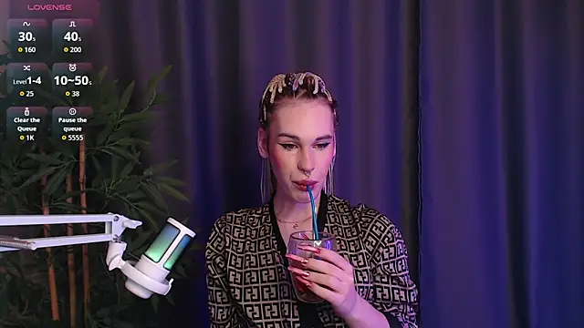 Cassie Bae online show from 01-14-26, 05:46