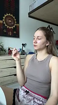 Snapshot of mi_michelle chatting on 01-11-25, 12:40 mi michelle online show from 01-11-25, 12:40