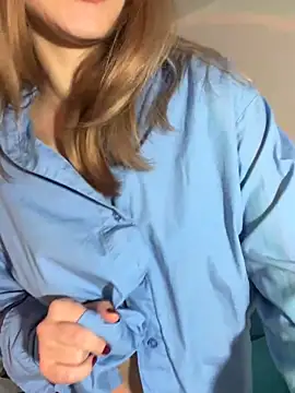 Snapshot of mi_michelle chatting on 03-07-25, 08:11 mi michelle online show from 03-07-25, 08:11