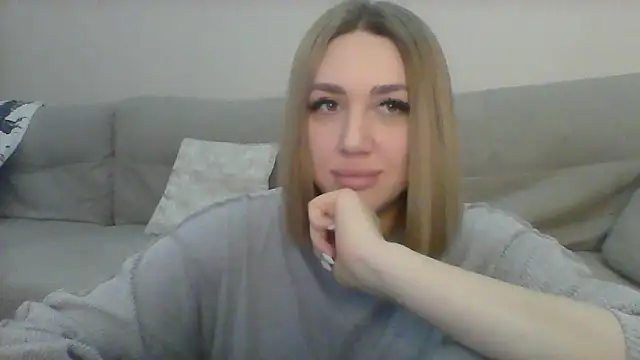 Snapshot of VickyLove047 chatting on 01-08-25, 05:37 VickyLove047 online show from 01-08-25, 05:37