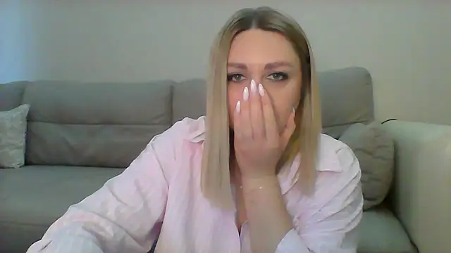 VickyLove047 online show from 09-16-25, 06:25