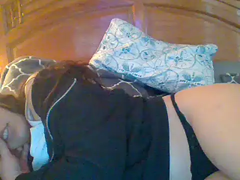 Snapshot of tendertormentt chatting on 02-23-25, 10:31 tendertormentt online show from 02-23-25, 10:31