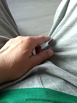 Dannydy2015 online show from 01-28-25, 01:39